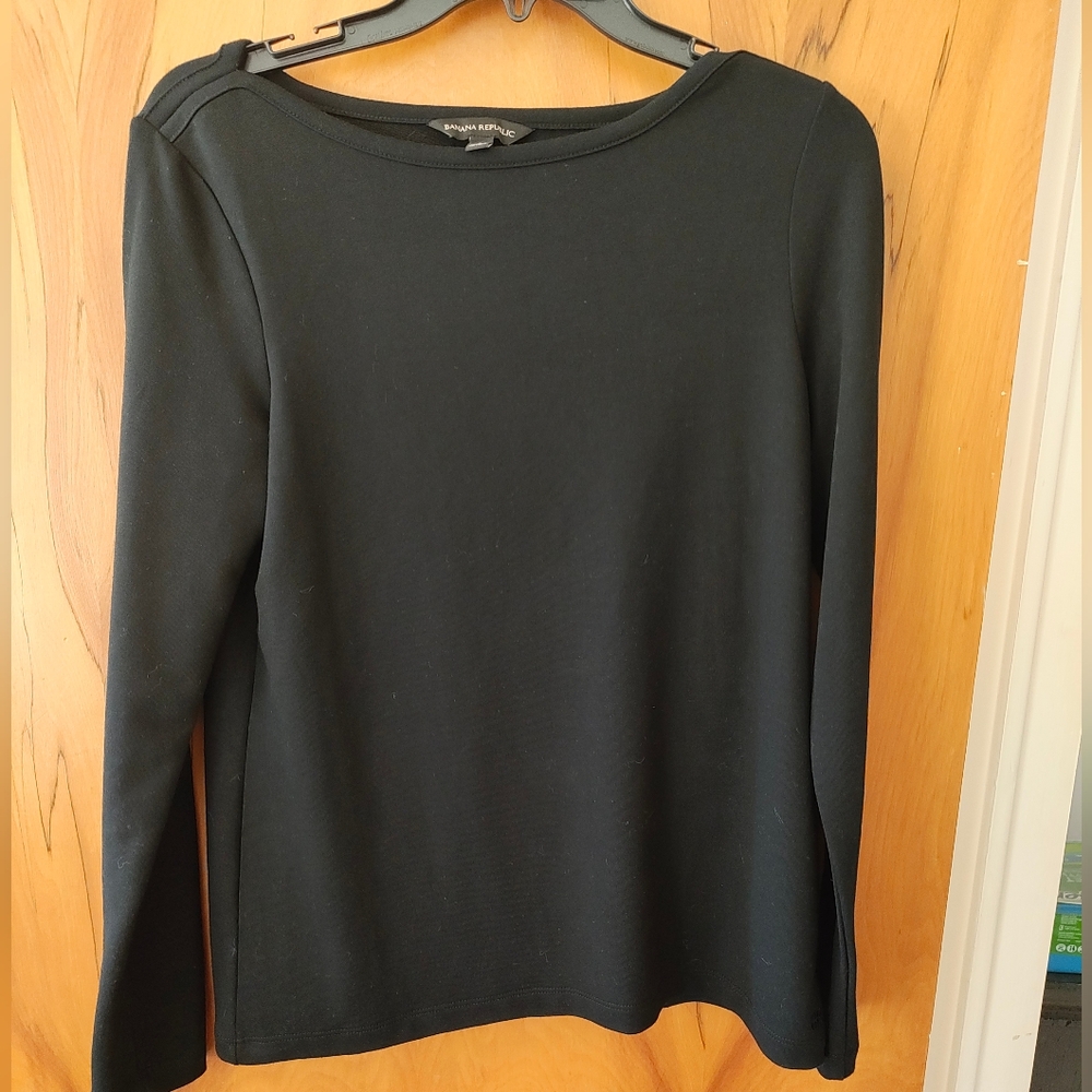 Banana Republic Black Long Sleeve Top.  Small